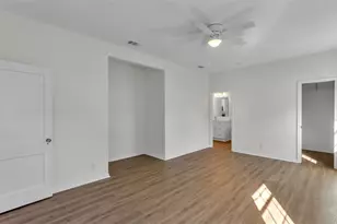 208 E Poinsettia St, Lakeland, FL 33803 - Photo 13