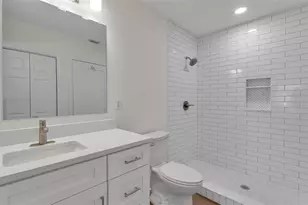 208 E Poinsettia St, Lakeland, FL 33803 - Photo 11