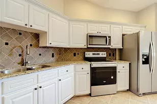 457 Enclave Pl, Lakeland, FL 33803 - Photo 9