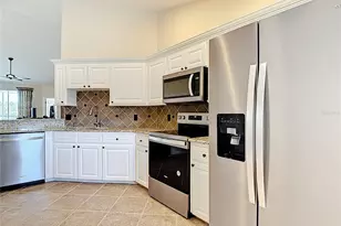 457 Enclave Pl, Lakeland, FL 33803 - Photo 11