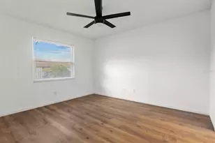 831 Orchid Springs Dr, Winter Haven, FL 33884 - Photo 9