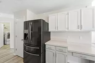 664 Eagle Run, Lakeland, FL 33809 - Photo 9