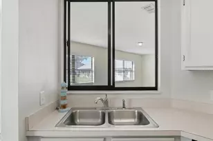 664 Eagle Run, Lakeland, FL 33809 - Photo 11