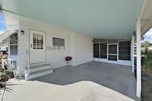 4928 Foxdale Dr, Lakeland, FL 33810 - Photo 3