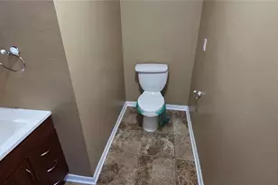 1702 S Miller Rd, Valrico, FL 33594 - Photo 25