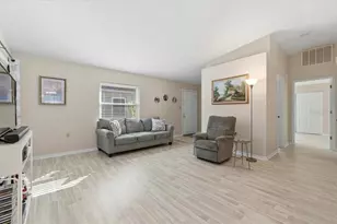 6119 Sandpipers Dr, Lakeland, FL 33809 - Photo 7