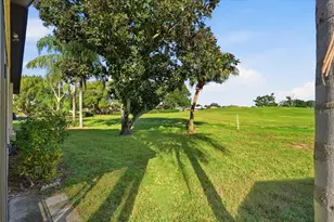 6119 Sandpipers Dr, Lakeland, FL 33809 - Photo 29