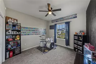 929 Montgomery Ln, Polk City, FL 33868 - Photo 5