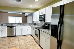 5544 Fischer Dr, Lakeland, FL 33812 - Photo 7