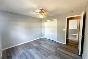 5544 Fischer Dr, Lakeland, FL 33812 - Photo 17