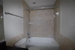 312 E Hibiscus Dr, Lakeland, FL 33803 - Photo 17