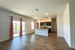 4005 Spruce Creek Dr, Lakeland, FL 33811 - Photo 3