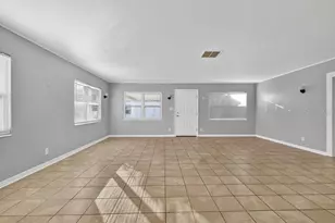 1201 5th St NE, Winter Haven, FL 33881 - Photo 9