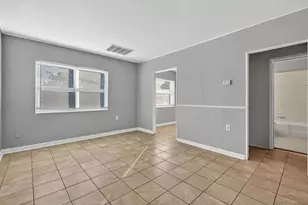1201 5th St NE, Winter Haven, FL 33881 - Photo 5