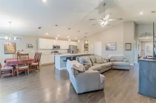 3030 Laurel Oak Ln, Winter Haven, FL 33884 - Photo 3