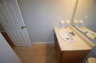 2762 Gale Rose Dr, Lakeland, FL 33805 - Photo 5