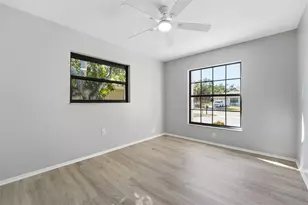 5737 Deer Hollow Ln W, Sarasota, FL 34232 - Photo 17