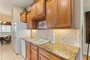 392 Motorcoach Dr S, Polk City, FL 33868 - Photo 7