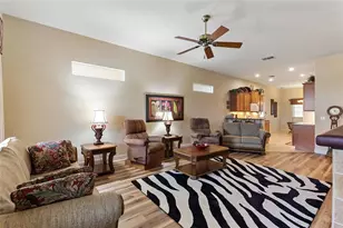 392 Motorcoach Dr S, Polk City, FL 33868 - Photo 3