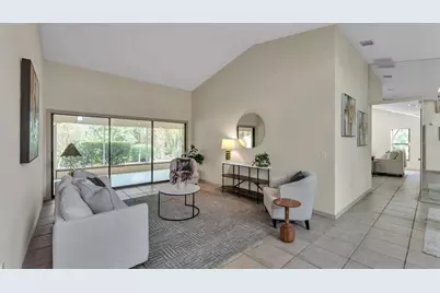 6828 Forestwood Drive W, Lakeland, FL 33811 - Photo 9