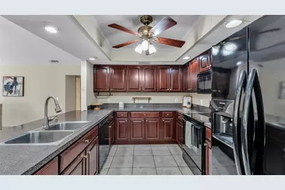 6828 Forestwood Drive W, Lakeland, FL 33811 - Photo 15