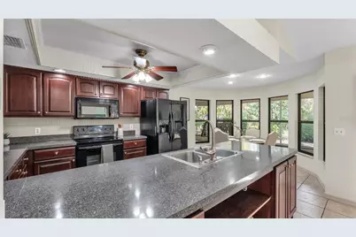 6828 Forestwood Drive W, Lakeland, FL 33811 - Photo 13