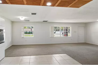 3204 Amaya Court, Brandon, FL 33511 - Photo 9