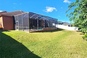 2873 Kinsley Dr, Lakeland, FL 33812 - Photo 9