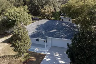 2405 Timbercreek Loop E, Lakeland, FL 33805 - Photo 3