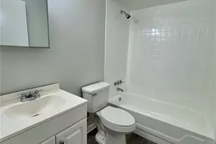 203 Summer View Dr, Winter Haven, FL 33880 - Photo 11