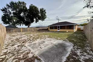 203 Summer View Dr, Winter Haven, FL 33880 - Photo 19