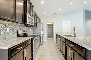 154 Eloise Oaks Dr, Winter Haven, FL 33884 - Photo 13