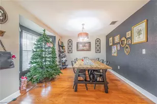 4510 Holloway Creek Dr, Plant City, FL 33567 - Photo 5