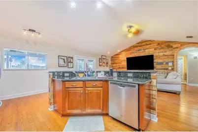 4510 Holloway Creek Drive, Plant City, FL 33567 - Photo 13