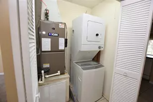 6079 Topher Trail, Mulberry, FL 33860 - Photo 17