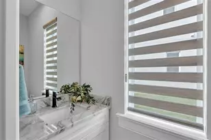 1157 Windjammer Dr, Lakeland, FL 33803 - Photo 9