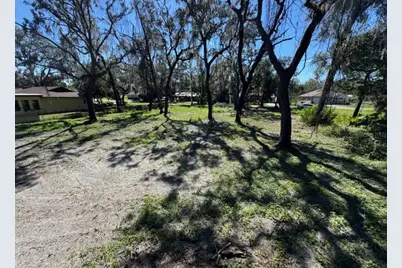 34779 Hibiscus Drive, Ridge Manor, FL 33523 - Photo 3