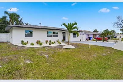 808 Guild Drive, Venice, FL 34285 - Photo 1