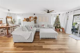 499 Highfin Dr, Winter Haven, FL 33881 - Photo 5