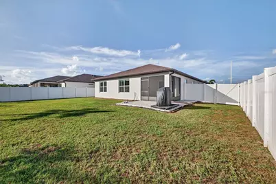 1170 Michelangelo Lane, Winter Haven, FL 33884 - Photo 9