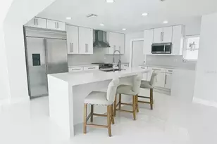 3364 Espanola Dr, Sarasota, FL 34239 - Photo 9