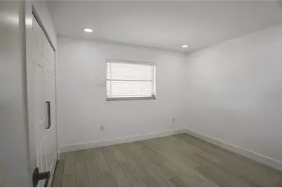 3364 Espanola Drive, Sarasota, FL 34239 - Photo 27