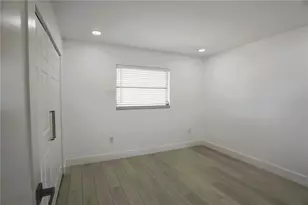 3364 Espanola Dr, Sarasota, FL 34239 - Photo 27