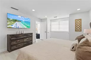 3364 Espanola Dr, Sarasota, FL 34239 - Photo 45