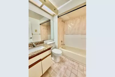 18308 Aintree Court, Tampa, FL 33647 - Photo 9