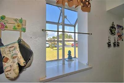 1205 Club Circle, Lakeshore, FL 33854 - Photo 7