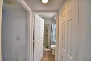 1205 Club Cir, Lakeshore, FL 33854 - Photo 13