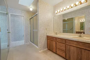 1933 Prairie Dunes Cir N, Lakeland, FL 33810 - Photo 13