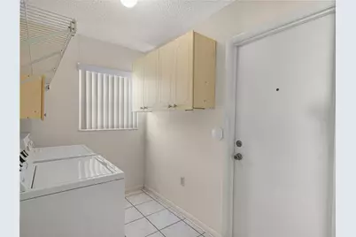 1933 Prairie Dunes Circle N, Lakeland, FL 33810 - Photo 21