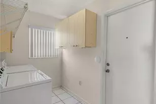 1933 Prairie Dunes Cir N, Lakeland, FL 33810 - Photo 21